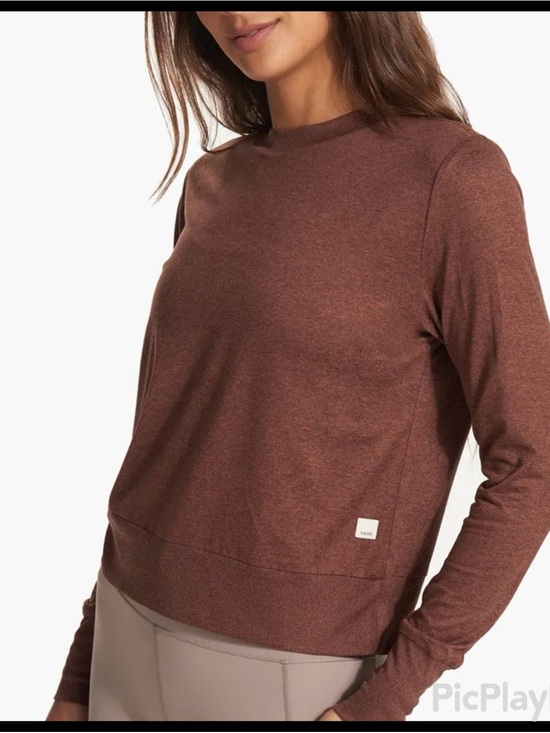 Vuori Tops - Vuori Daydream Crew Long Sleeve Top - Mulberry Heather - Size XS (EUC)